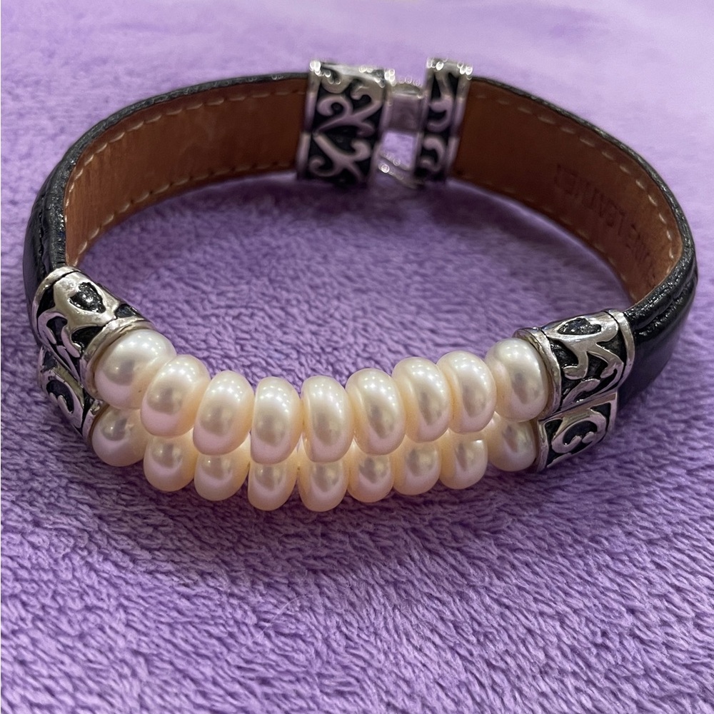 Genuine Leather strap with Elegant Pearl and Sterling Silver Bracelet
